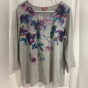 iyla Gray Floral Long Sleeve Top size XL